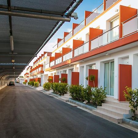 New Day Apartments Paphos Extérieur photo