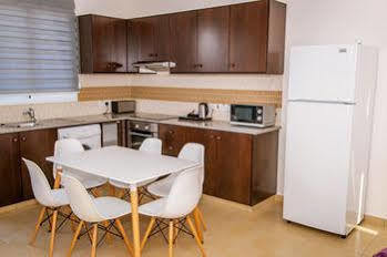 New Day Apartments Paphos Extérieur photo