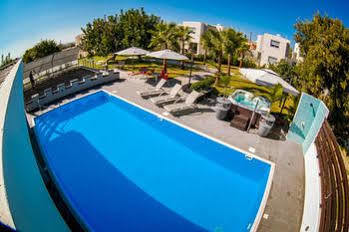 New Day Apartments Paphos Extérieur photo